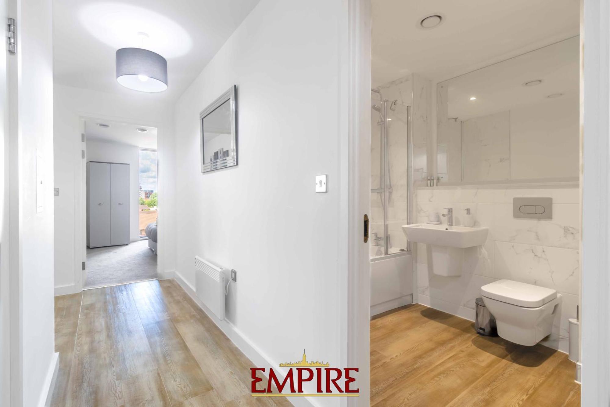 Luxury 2 Bedroom Apartment, On Broad Street! Бирмингам Екстериор снимка