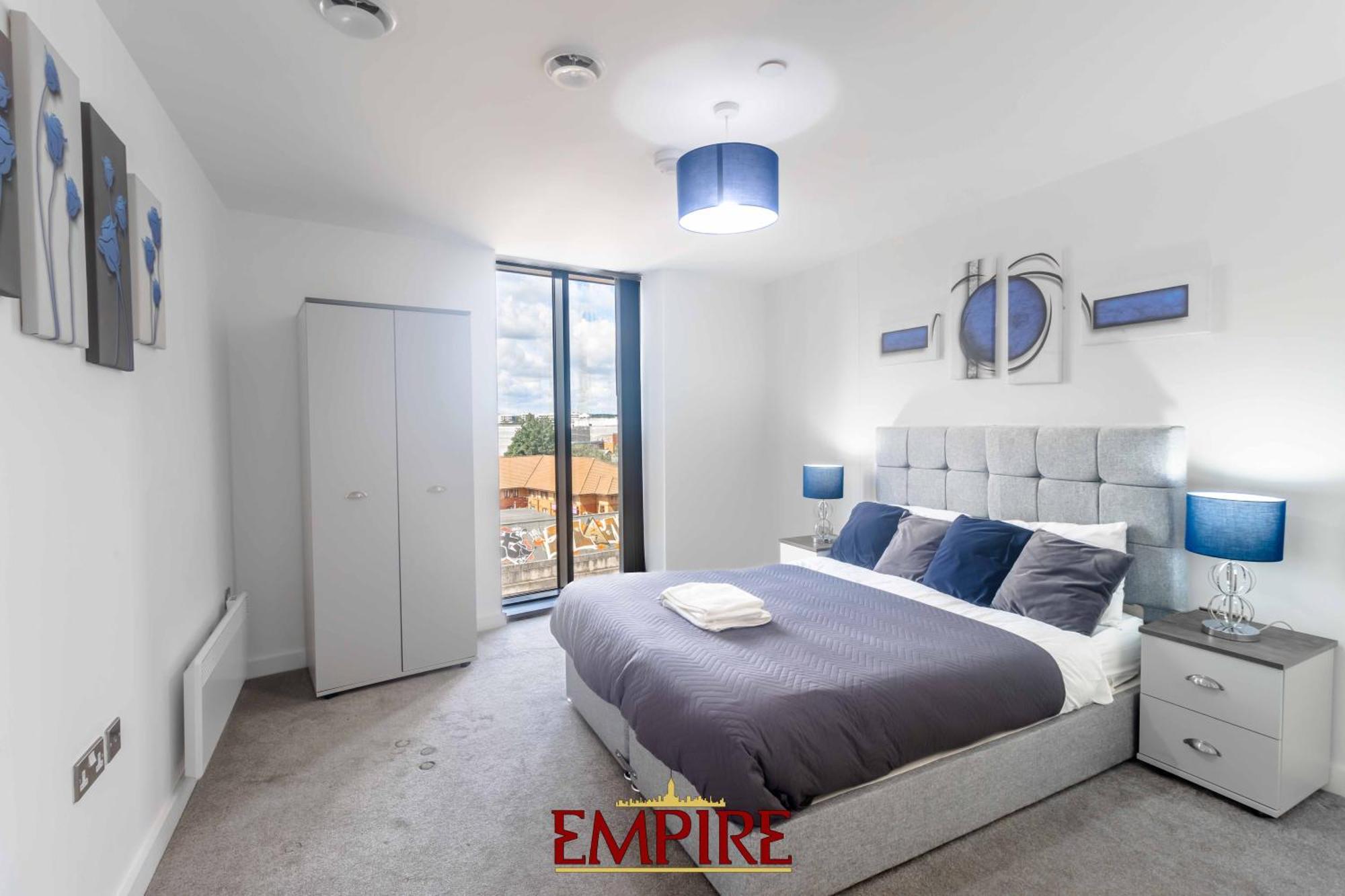 Luxury 2 Bedroom Apartment, On Broad Street! Бирмингам Екстериор снимка